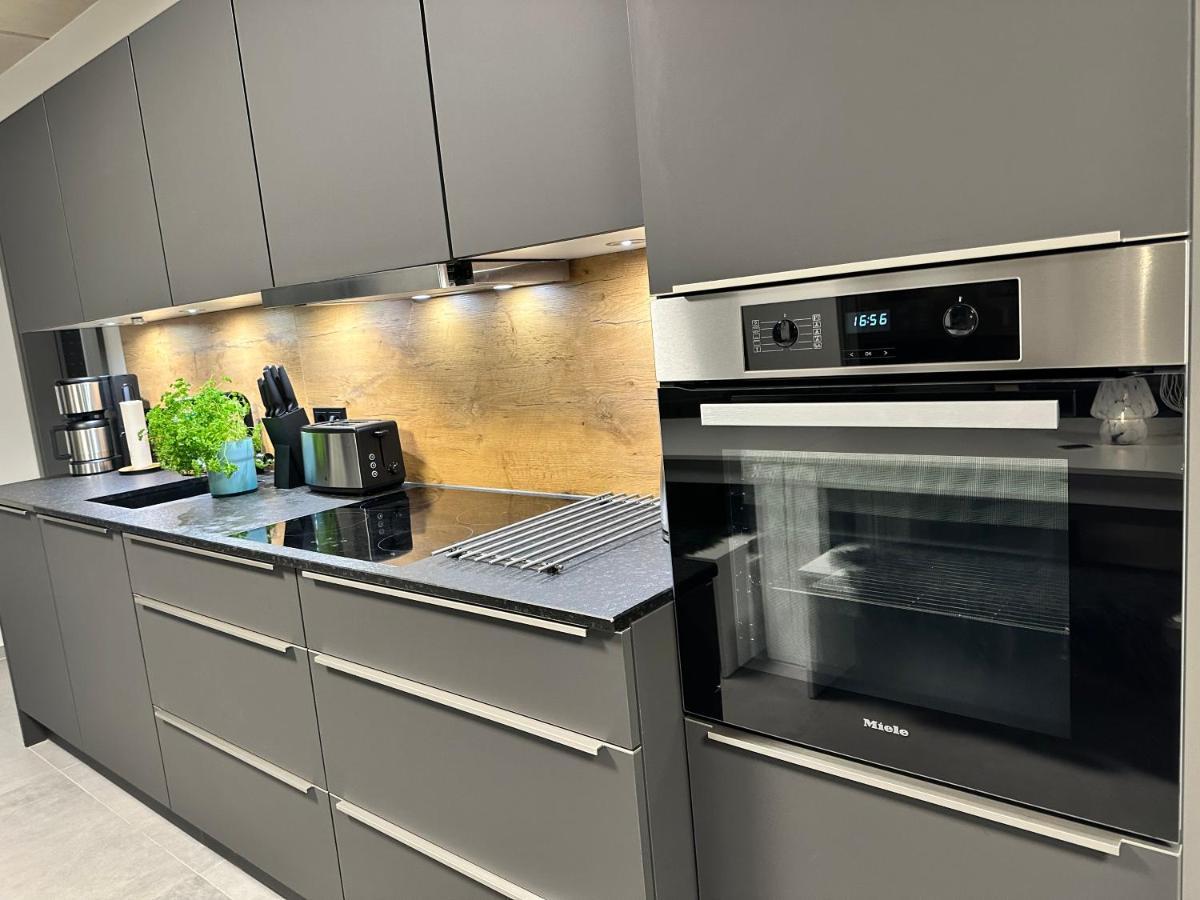 Luxurioeses Apartment Direkt Am Kanal 125 M² - Youpartments Мюнстер Екстериор снимка